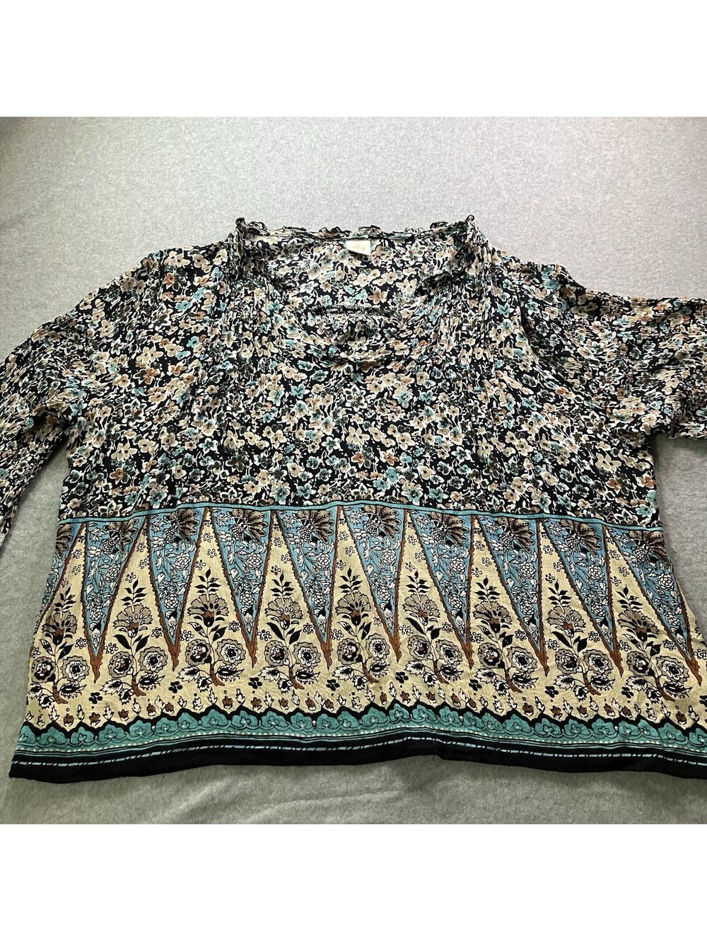 Bila Top Women's XL Floral Tunic Lightweight Shirt Floral